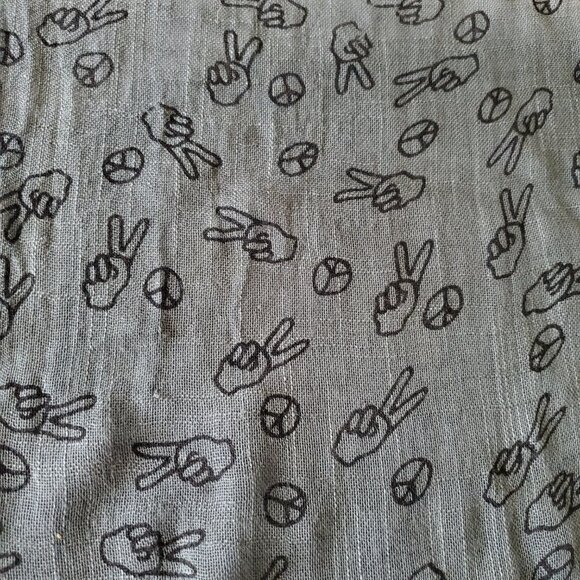 Beautiful Ombre Blue Peace Love 100% Viscose Fringed Scarf - Picture 6 of 13